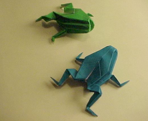 frogs02.jpg (22699 bytes)